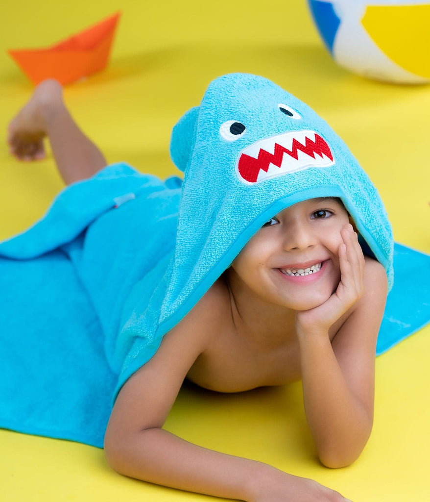 Baby shark discount bath towel set